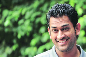 धोनी ‘ब्रॅण्ड’मास्टर! धोनी ‘ब्रॅण्ड’मास्टर!