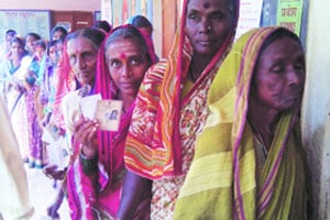 सिंधुदुर्ग जिल्ह्य़ात ६५ टक्के मतदान सिंधुदुर्ग जिल्ह्य़ात ६५ टक्के मतदान