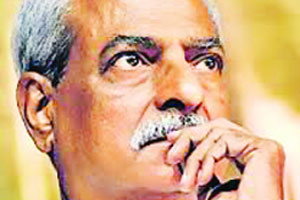‘चिरेबंदी वाडय़ा’तील ‘वास्तुपुरुषा’चे उमटले ‘प्रतिबिंब’ ‘चिरेबंदी वाडय़ा’तील ‘वास्तुपुरुषा’चे उमटले ‘प्रतिबिंब’