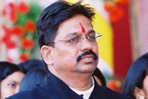 मेकँझी कंपनीची सल्लागार म्हणून नेमणूक मेकँझी कंपनीची सल्लागार म्हणून नेमणूक