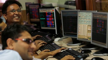 निर्देशांक दीड सप्ताह उंचीवर