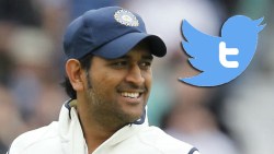 कसोटीतील योगदानासाठी #ThankYouDhoni