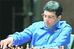 आनंदने नाकामुराला बरोबरीत रोखले