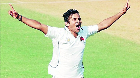 मुंबईचा दणदणीत विजय मुंबईचा दणदणीत विजय