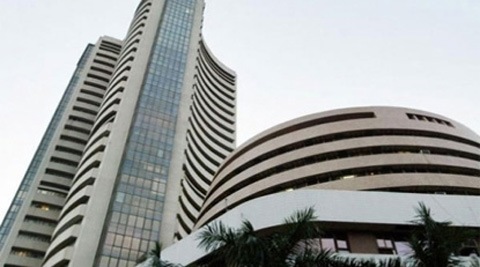 सेन्सेक्स दीड महिन्याच्या नीचांकात