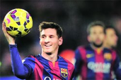 ला लीगा फुटबॉल स्पर्धा : लिओनेल मेस्सीची हॅट्ट्रिक