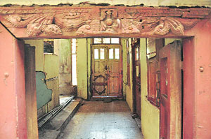 कुलूपबंद ‘अभिनव भारत’चा सावरकरप्रेमींना धक्का कुलूपबंद ‘अभिनव भारत’चा सावरकरप्रेमींना धक्का