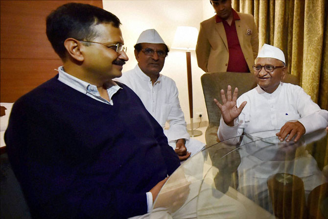 ‘केजरीवालही रिटर्न’; ‘जंतरमंतर’वर अण्णांच्या आंदोलनात सहभागी होणार
