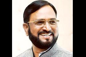 अमर साबळे यांना राज्यसभेची ‘लॉटरी’; भाजप वर्तुळात सर्वानाच ‘धक्का अमर साबळे यांना राज्यसभेची ‘लॉटरी’; भाजप वर्तुळात सर्वानाच ‘धक्का