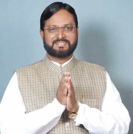 खासदार साबळे यांची ‘गोपीनाथगडा’च्या कार्यक्रमाला दांडी; पक्षवर्तुळात तर्कवितर्क खासदार साबळे यांची ‘गोपीनाथगडा’च्या कार्यक्रमाला दांडी; पक्षवर्तुळात तर्कवितर्क