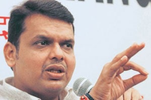 मुख्यमंत्र्यांच्या स्वीय सहायकाची फसवणूक मुख्यमंत्र्यांच्या स्वीय सहायकाची फसवणूक