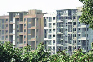 रिअल इस्टेट विशेष : अहमदनगर – पुरवठा मोठा, मागणी कमी!