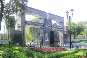 कुलगुरुपदाच्या मुलाखती वर्ध्यातच