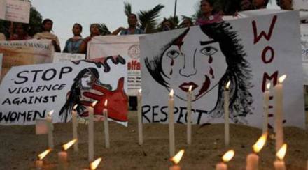 Nirbhaya Rape and Murder Case :निर्भया प्रकरणातली दोषींची फाशी कायम, पुनर्विचार याचिका सुप्रीम कोर्टाने फेटाळली Nirbhaya Rape and Murder Case :निर्भया प्रकरणातली दोषींची फाशी कायम, पुनर्विचार याचिका सुप्रीम कोर्टाने फेटाळली