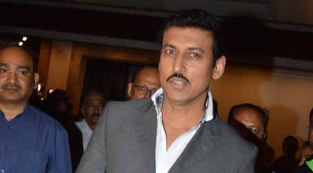 खासगी एफएमवरून बातम्यांच्या प्रसारणाचा प्रस्ताव सरकारच्या विचाराधीन खासगी एफएमवरून बातम्यांच्या प्रसारणाचा प्रस्ताव सरकारच्या विचाराधीन