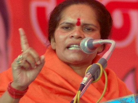 झाकीर नाईकची हत्या करणाऱ्या ५० लाखांचे बक्षिस, साध्वी प्राची यांचे प्रक्षोभक आवाहन झाकीर नाईकची हत्या करणाऱ्या ५० लाखांचे बक्षिस, साध्वी प्राची यांचे प्रक्षोभक आवाहन