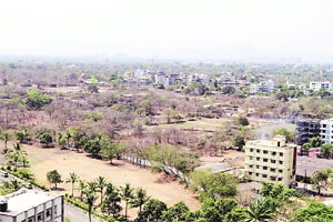 गावांमधील बेकायदा बांधकामांवर हातोडा! गावांमधील बेकायदा बांधकामांवर हातोडा!