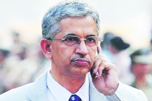 ‘कामे रखडण्याची चिंता सोडा, बिनधास्त तक्रारी करा’