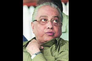 अवघे पाऊणशे वयमान!