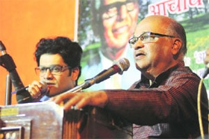 आधुनिकीकरणामुळे कलावंतांचा कस कमी आधुनिकीकरणामुळे कलावंतांचा कस कमी