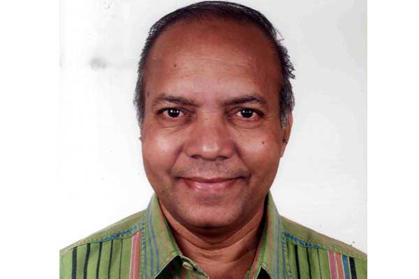 लेखणीचा धबधबा लेखणीचा धबधबा