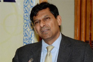 ‘मेक इन इंडिया’वर राजन यांचा हल्लाबोल ‘मेक इन इंडिया’वर राजन यांचा हल्लाबोल