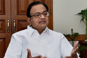 आर्थिक आघाडीवर सरकारचा वर्षभर केवळ कांगावाच आर्थिक आघाडीवर सरकारचा वर्षभर केवळ कांगावाच