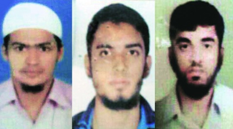 कल्याणच्या युवकांना इसिससाठी लढण्यास फूस लावणाऱ्याला ताब्यात देण्याची मागणी कल्याणच्या युवकांना इसिससाठी लढण्यास फूस लावणाऱ्याला ताब्यात देण्याची मागणी