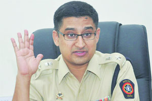 पोलीस दलाचे मनोबल वाढवण्यासाठी प्रयत्न करणार पोलीस दलाचे मनोबल वाढवण्यासाठी प्रयत्न करणार