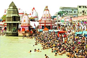 सार्वजनिक स्वच्छतेची भिस्त कंत्राटी कामगारांवर सार्वजनिक स्वच्छतेची भिस्त कंत्राटी कामगारांवर