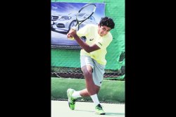 राष्ट्रीय टेनिस स्पर्धा : कीर्तने, गोवेस उपांत्य फेरीत