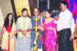 कविता- संगीत, नृत्याचा मिलाप! कविता- संगीत, नृत्याचा मिलाप!