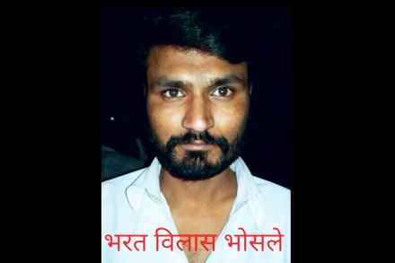 छताची कौले काढून दरोडेखोरांचे पलायन छताची कौले काढून दरोडेखोरांचे पलायन