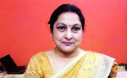 आई रिटायर होतेय.. आई रिटायर होतेय..