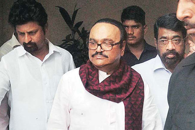 राष्ट्रवादीचे खापर काँग्रेसच्या मुख्यमंत्र्यांवर! राष्ट्रवादीचे खापर काँग्रेसच्या मुख्यमंत्र्यांवर!