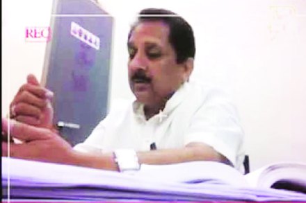 मोदी आणि संघावर पुरोहित यांचा हल्लाबोल