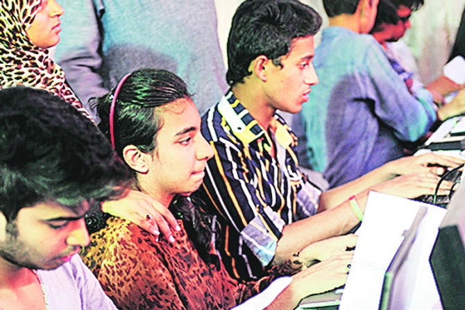 सुधारणा की फक्त बदल?