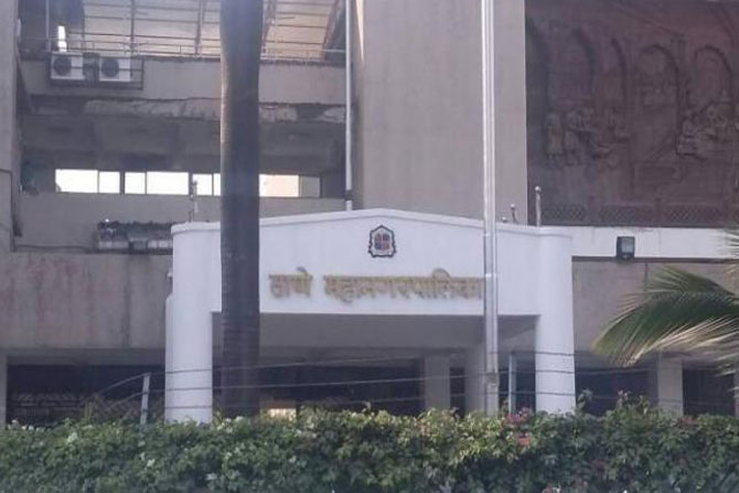 ठाणेकरांवर करबोजा!