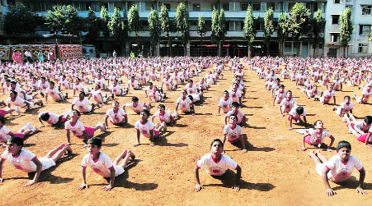 योग दिनाच्या सक्तीवर मुस्लिम शिक्षण संस्थांचा आक्षेप
