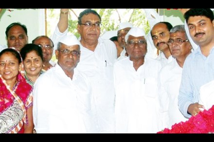 अध्यक्षपदी रावसाहेब म्हस्के विजयी अध्यक्षपदी रावसाहेब म्हस्के विजयी