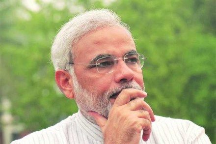 मोदी ज्यावेळी गर्दीच्या ठिकाणी प्रवेश करतील त्यावेळी २६/११ अथवा पॅरिस सारखा हल्ला किंवा आत्मघाती हल्ला दहशतवादी करू शकतात मोदी ज्यावेळी गर्दीच्या ठिकाणी प्रवेश करतील त्यावेळी २६/११ अथवा पॅरिस सारखा हल्ला किंवा आत्मघाती हल्ला दहशतवादी करू शकतात