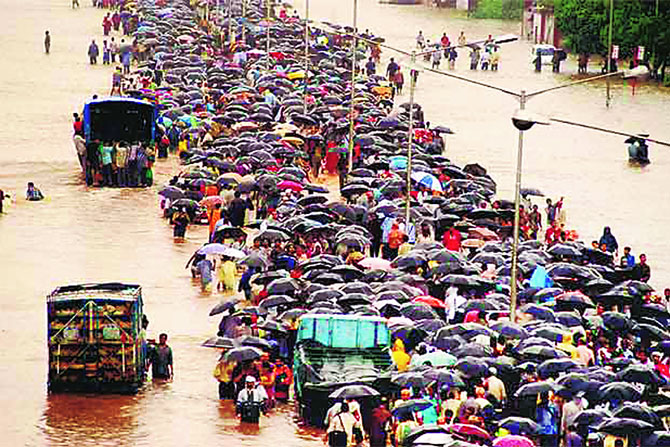 २६ जुलैने मुंबईला काय दिले?