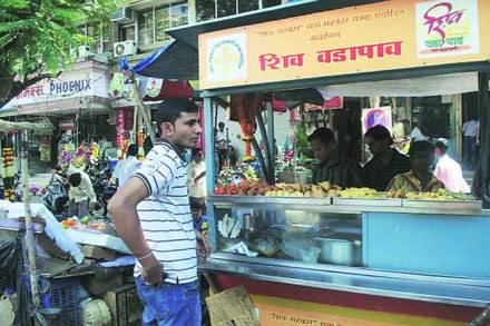 ‘शिव वडापाव’ अनधिकृत