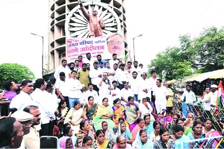 इतर मागासवर्गीयांची आकडेवारी जाहीर करण्यासाठी आंदोलन