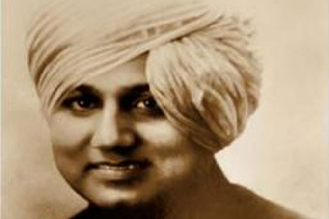 गुणग्राहक सयाजीराव