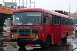 दिवाळीत खासगी बसशी स्पर्धेसाठी एसटी सज्ज