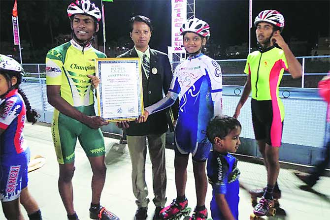 रिले रोलर स्केटिंगमध्ये वैष्णवी नाईकचा विश्वविक्रम