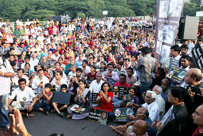 मारेकरी शोधण्याची सरकारची राजकीय इच्छाशक्ती आहे का? – ज्येष्ठ विचारवंत प्रा. एन. डी. पाटील मारेकरी शोधण्याची सरकारची राजकीय इच्छाशक्ती आहे का? – ज्येष्ठ विचारवंत प्रा. एन. डी. पाटील