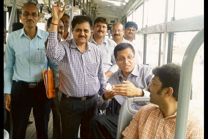सांगवी-किवळे दरम्यान पंधरा किलोमीटरचा पहिला बीआरटी मार्ग १५ ऑगस्टपासून सुरू सांगवी-किवळे दरम्यान पंधरा किलोमीटरचा पहिला बीआरटी मार्ग १५ ऑगस्टपासून सुरू