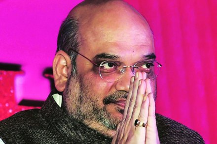 शहांच्या ‘लिफ्ट’वरून आरोप-प्रत्यारोप शहांच्या ‘लिफ्ट’वरून आरोप-प्रत्यारोप